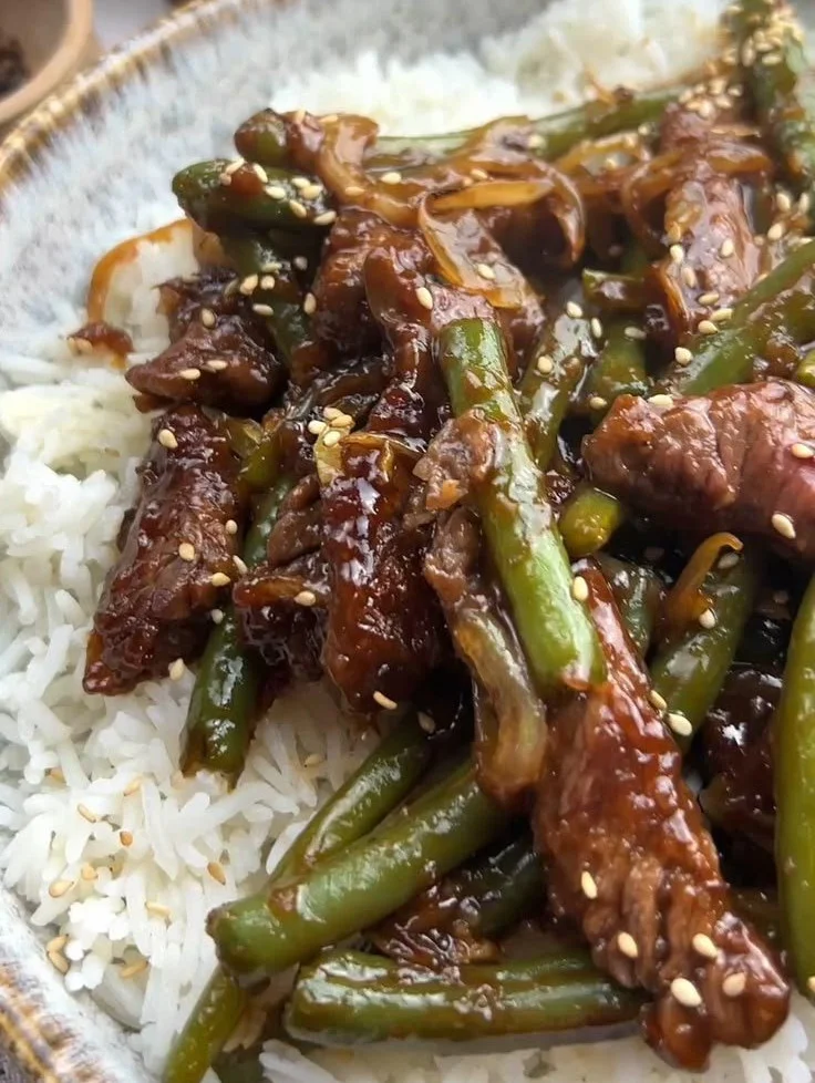 Asian Beef Strips with Green Beans & Onions