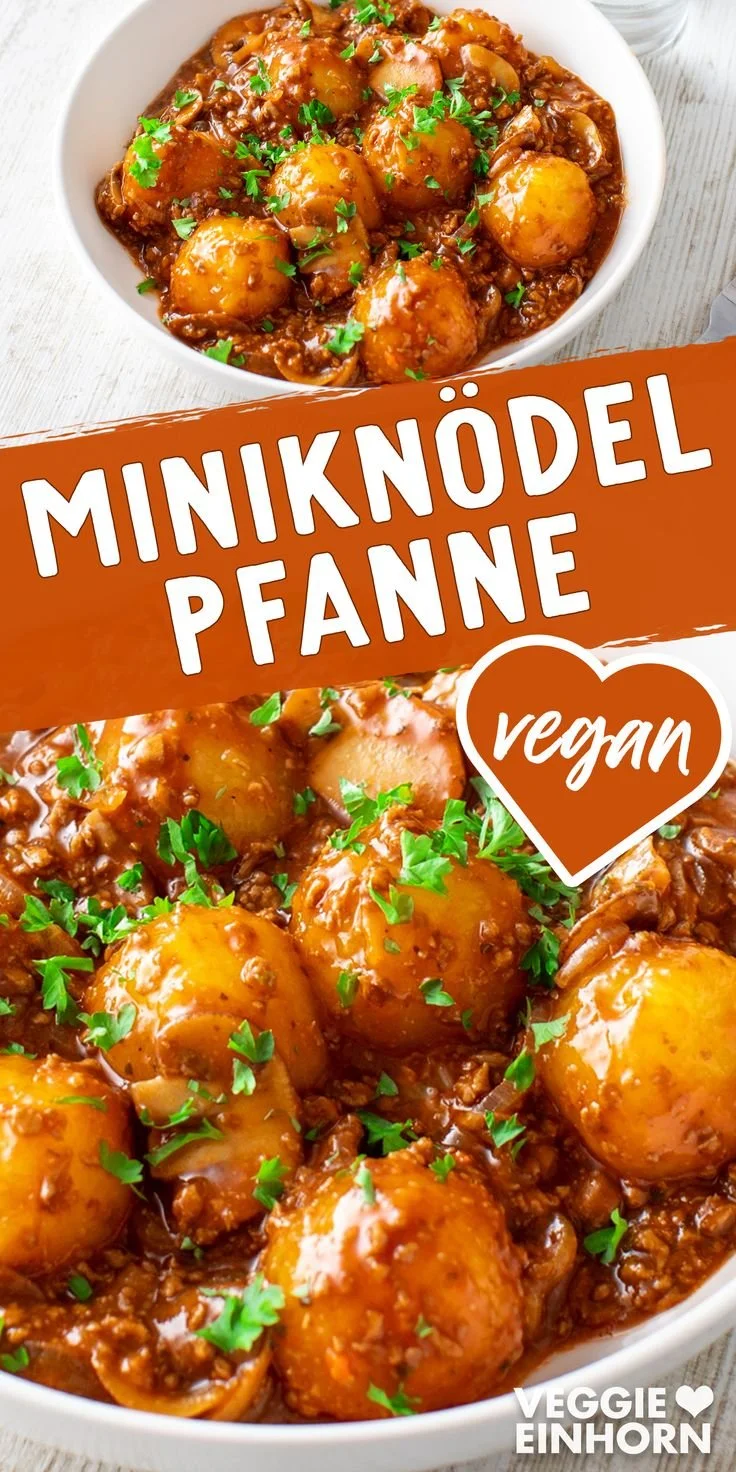 Herzhafte Mini-Knödel Pfanne mit veganem Hackfleisch, Pilzen und Zwiebeln