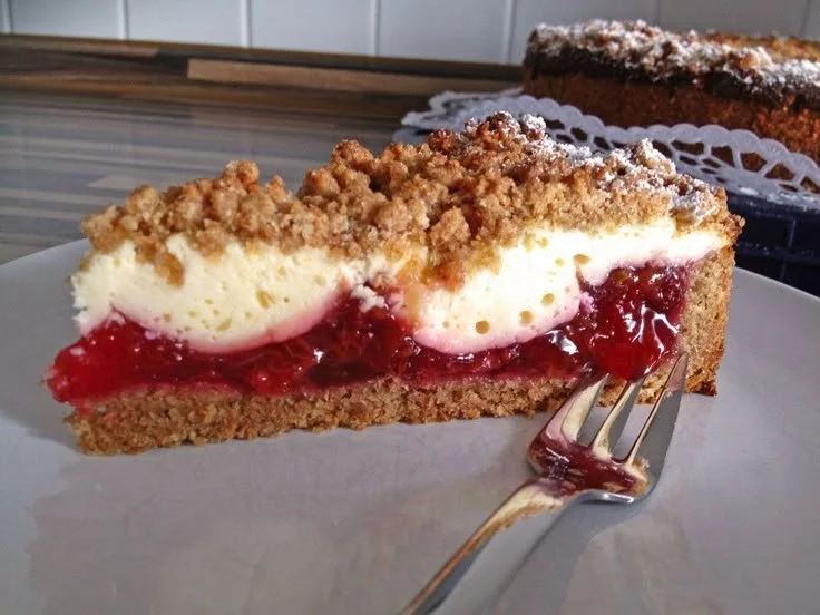 Käsekuchen Rezepte 2024: Quark Streuselkuchen und Streuselkuchen mit Kirschen