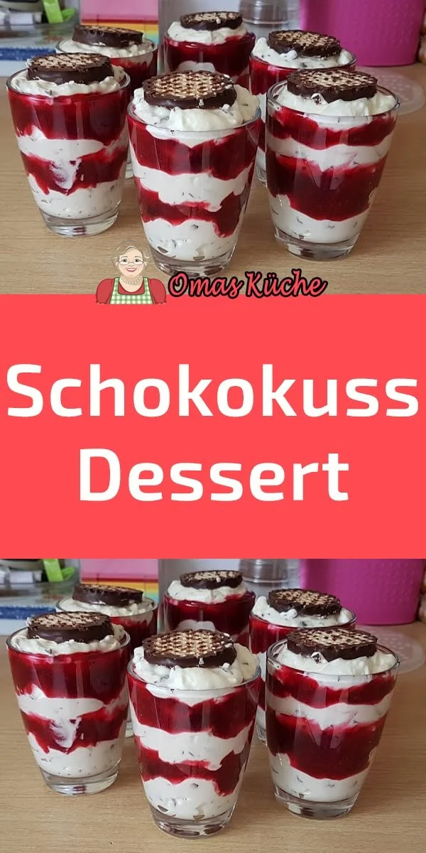 Schokokuss Dessert mit einer Schicht Schokolade und luftiger Füllung.