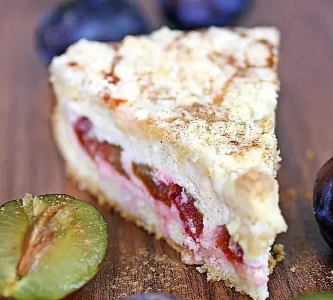 Zwetschgen-Zimtkäsekuchen mit Streuselkruste