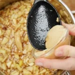 bratapfelmarmelade mit nussen und marzipan momax 2026 08 06 210750 1
