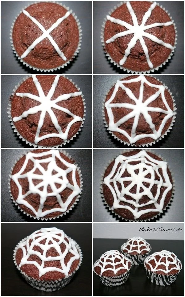 Dekorierte Halloween Muffins mit Spinnennetz und gruseliger Deko