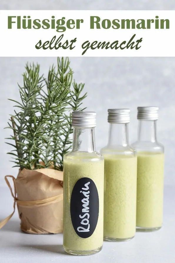 Flüssiger Rosmarin zum Würzen von Gerichten.