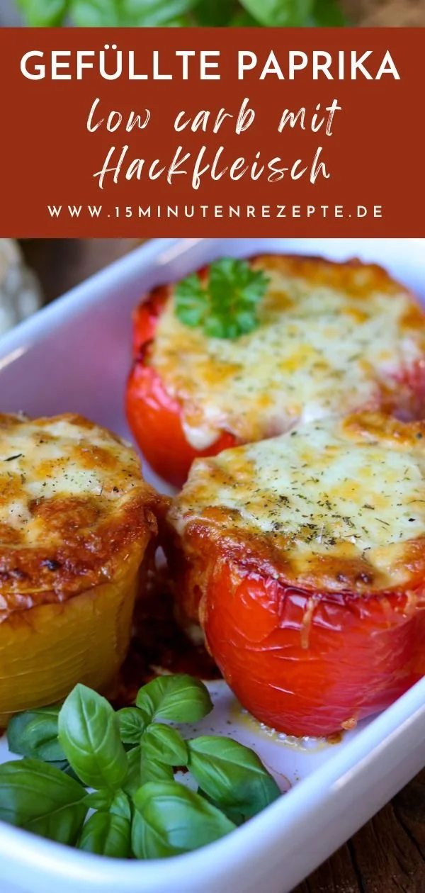 Gefüllte Paprika aus dem Ofen mit Hackfleisch - Low Carb Rezept