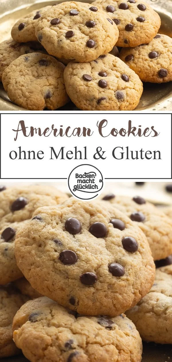 Leckere glutenfreie Cookies auf einem Teller mit Schokoladenstückchen