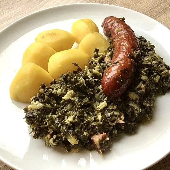 Schalen mit Oldenburger Grünkohl von tinamar73, lecker und traditionell zubereitet.