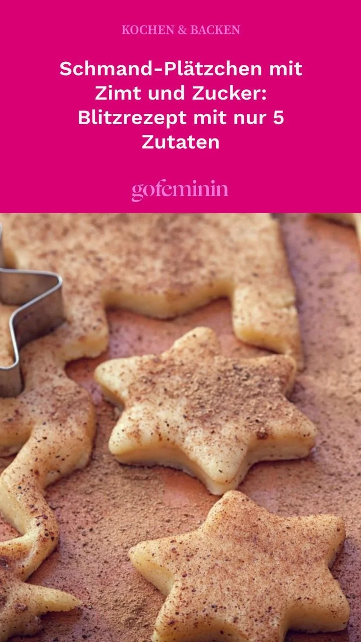 Schmand-Plätzchen mit Zimt und Zucker auf einem Teller