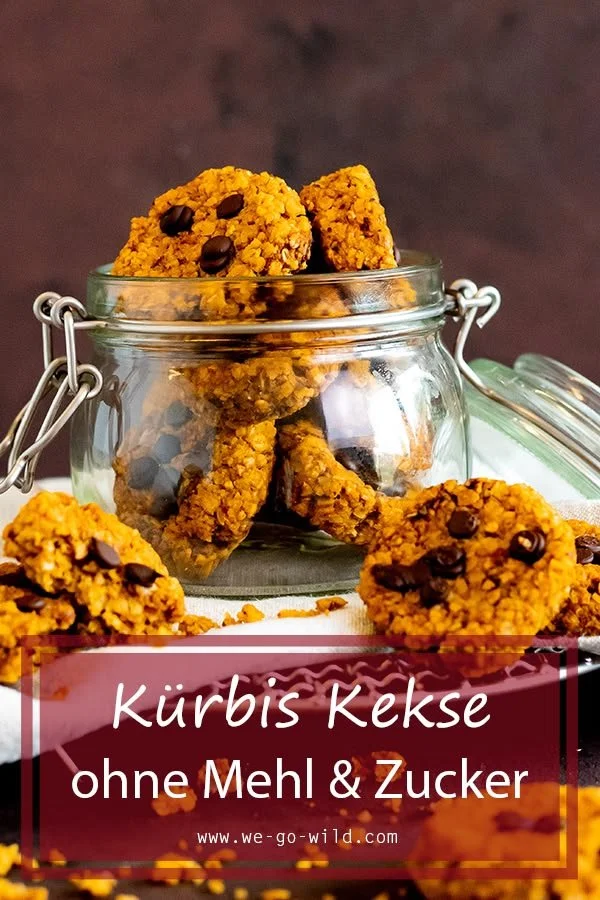 Vegane Kürbis Kekse ohne Mehl und Zucker, ideal für eine gesunde Nascherei.